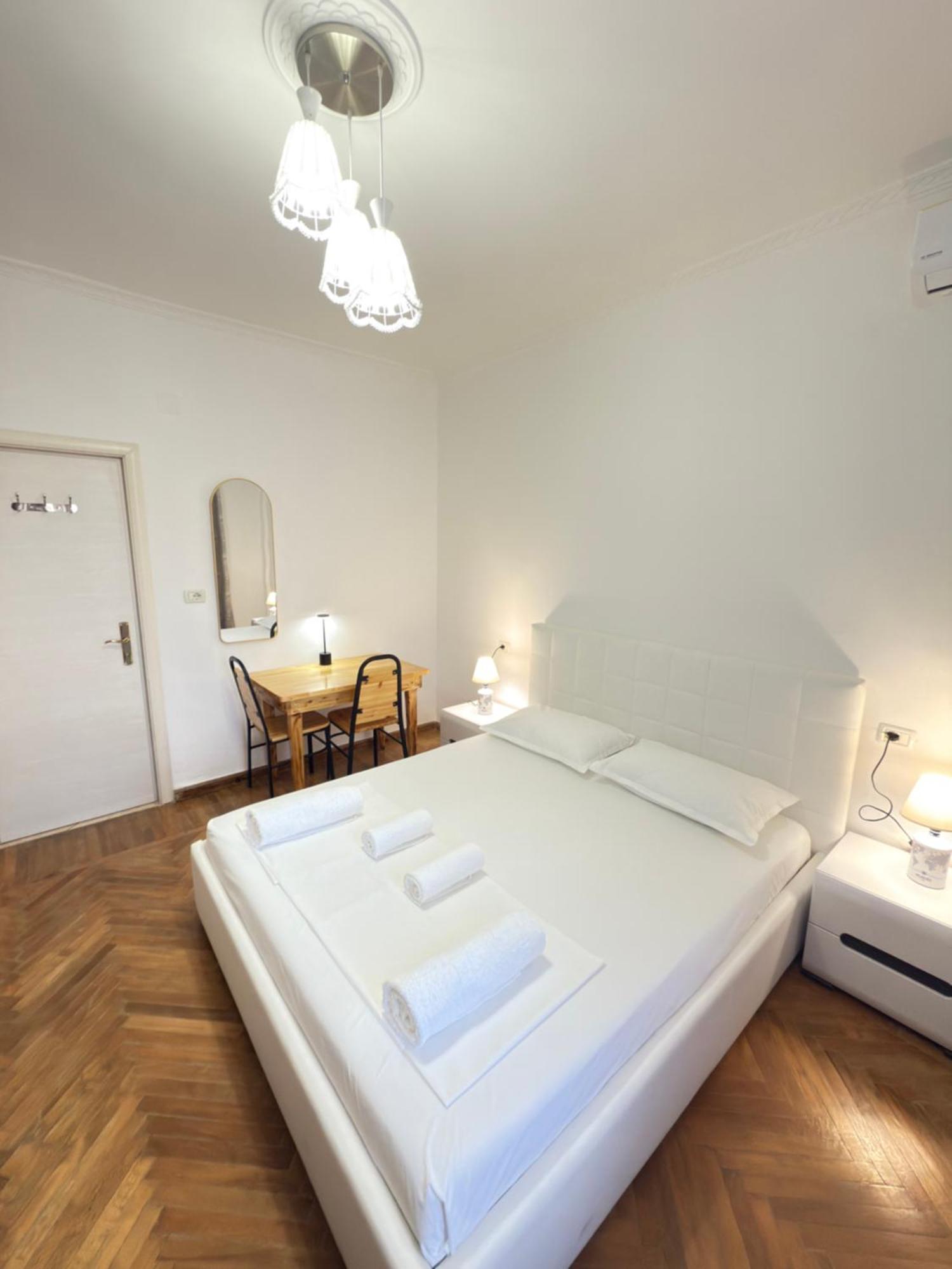 Hanna Guest House Permet Luaran gambar