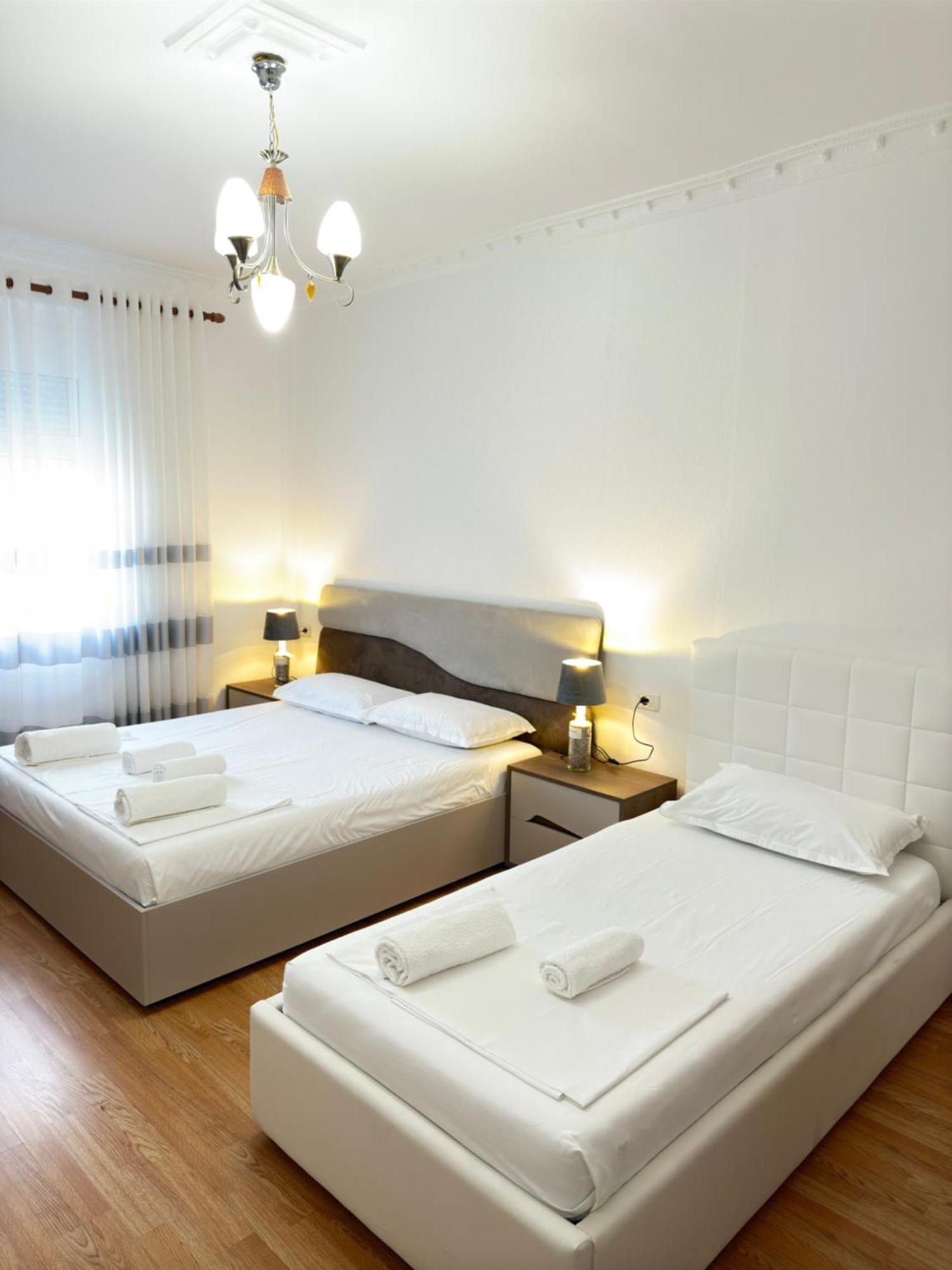 Hanna Guest House Permet Luaran gambar