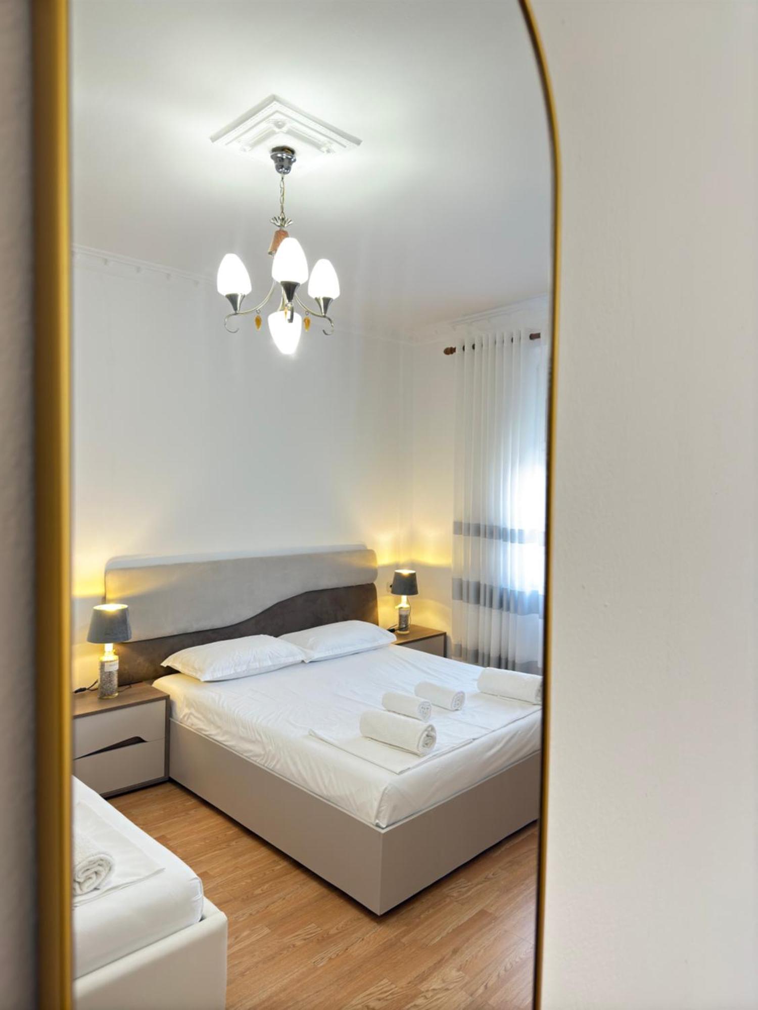 Hanna Guest House Permet Luaran gambar
