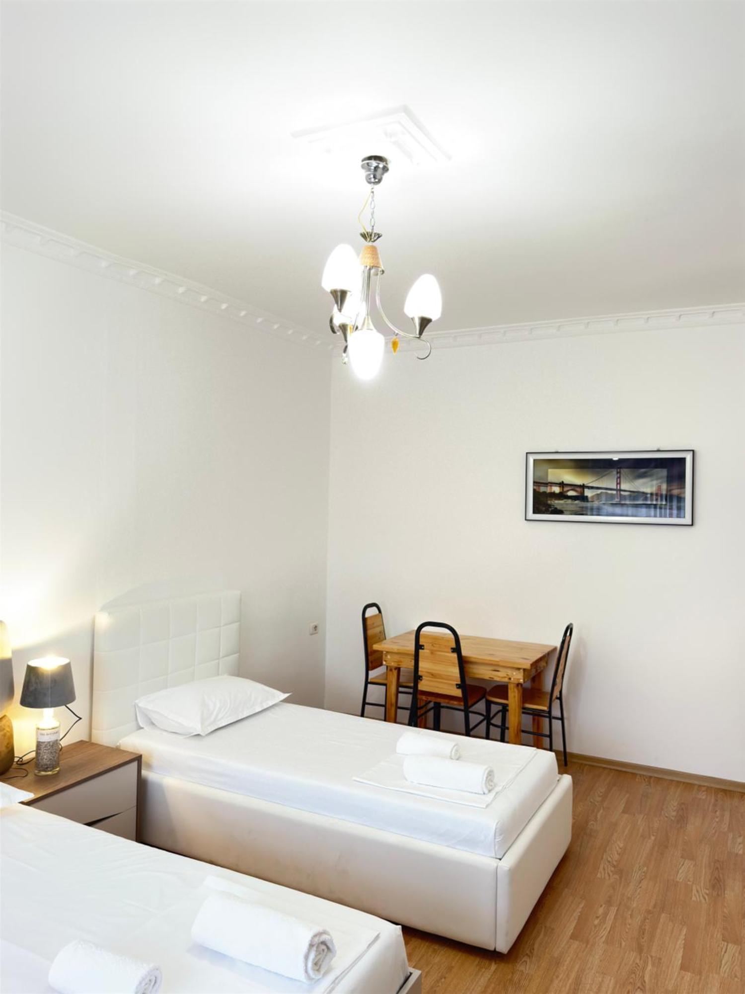 Hanna Guest House Permet Luaran gambar